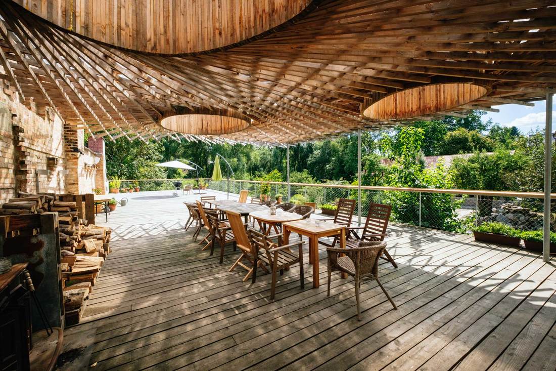 Meditation Retreat Food Hall Outside