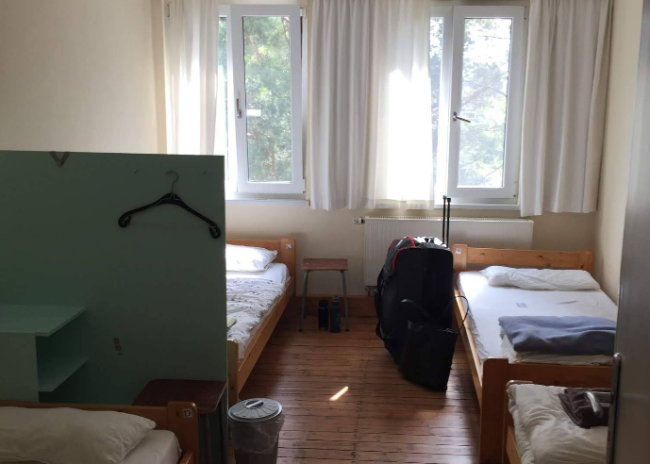 beds vipassana centre